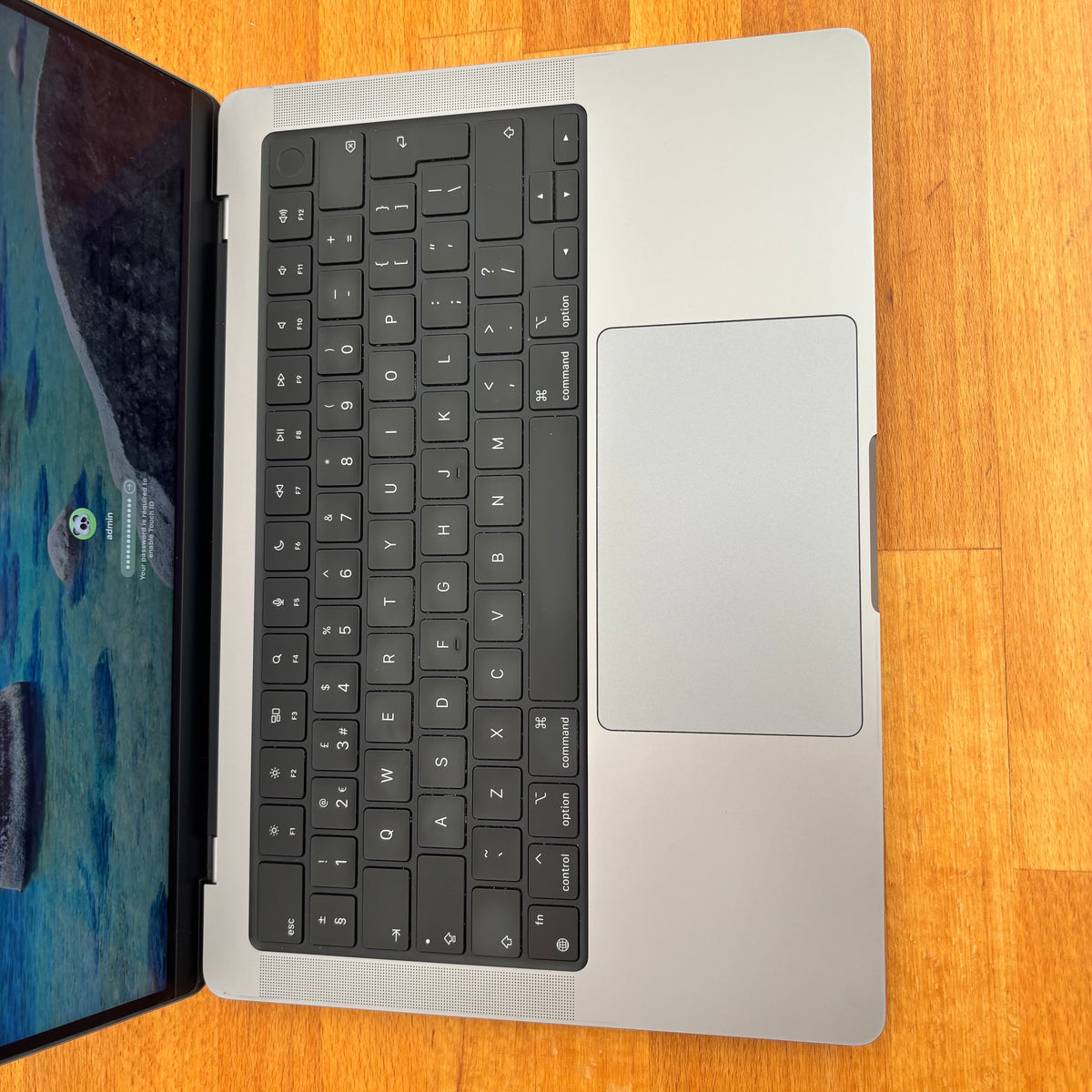 MacBook Pro 14” M1 32GB RAM 512GB SSD 93% Bateria