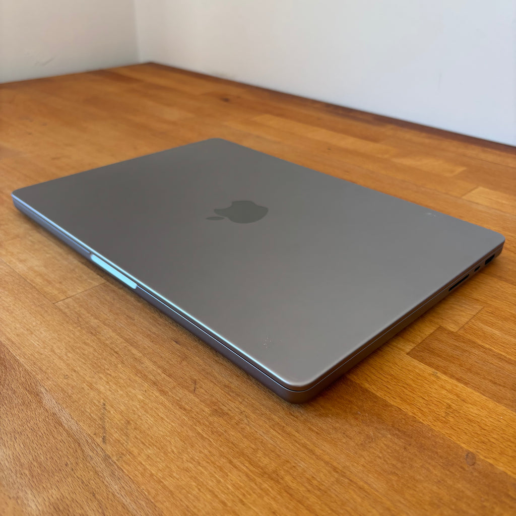 MacBook Pro 14” M1 32GB RAM 512GB SSD 93% Bateria