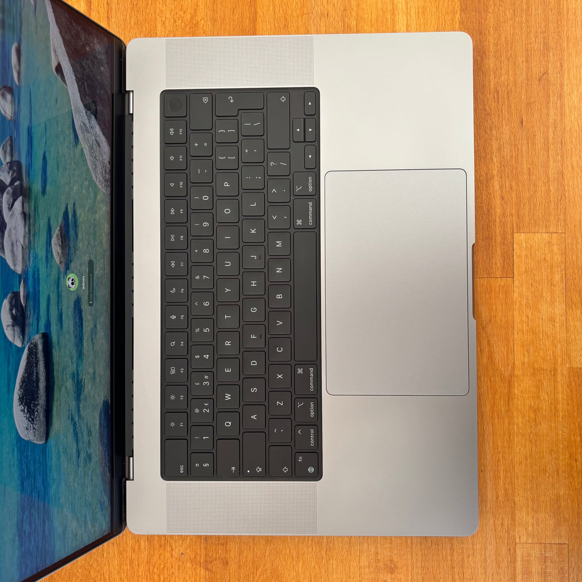 MacBook Pro 16” M1 32GB RAM 512GB SSD 91% Bateria