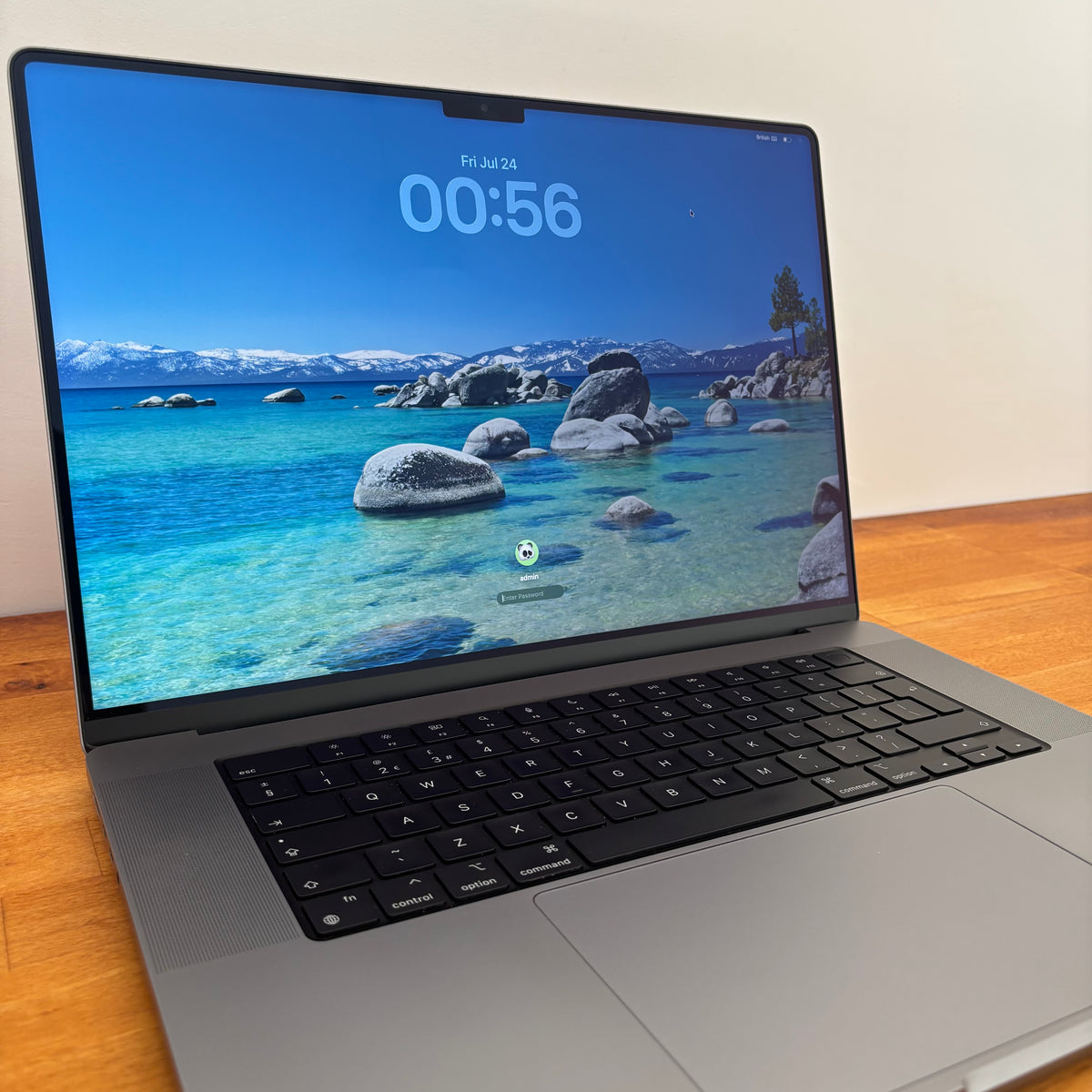 MacBook Pro 16” M1 32GB RAM 512GB SSD 91% Bateria