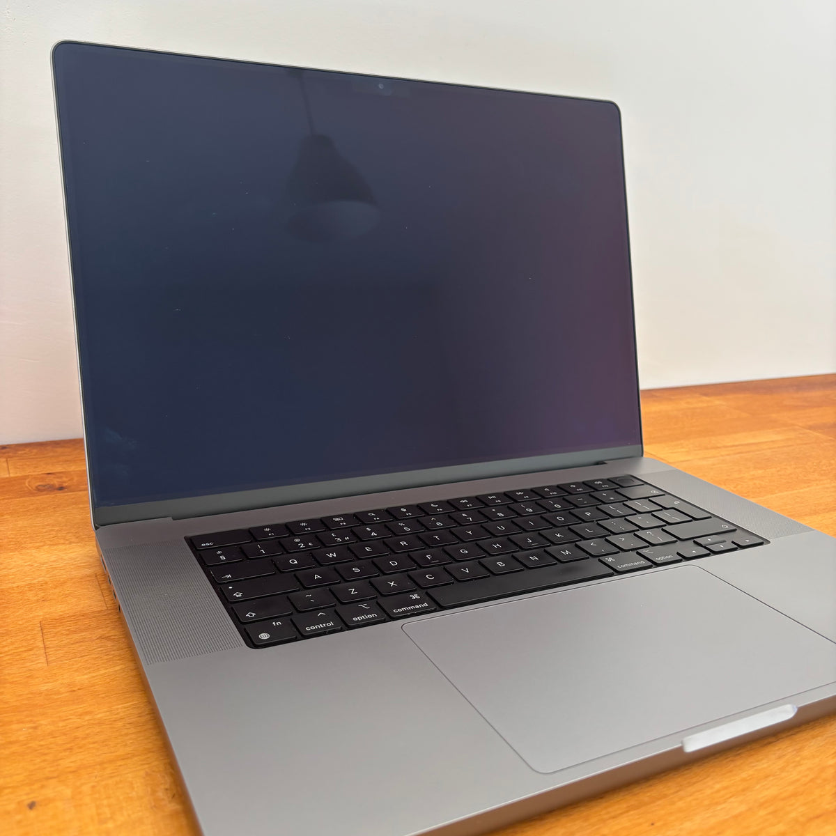 MacBook Pro 16” M1 32GB RAM 512GB SSD 91% Bateria