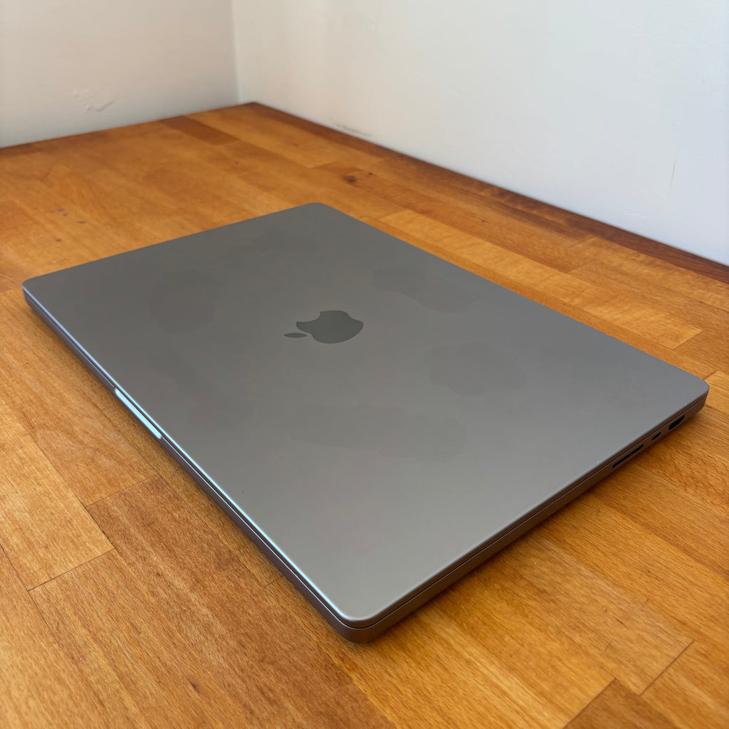 MacBook Pro 16” M1 32GB RAM 512GB SSD 89% Bateria