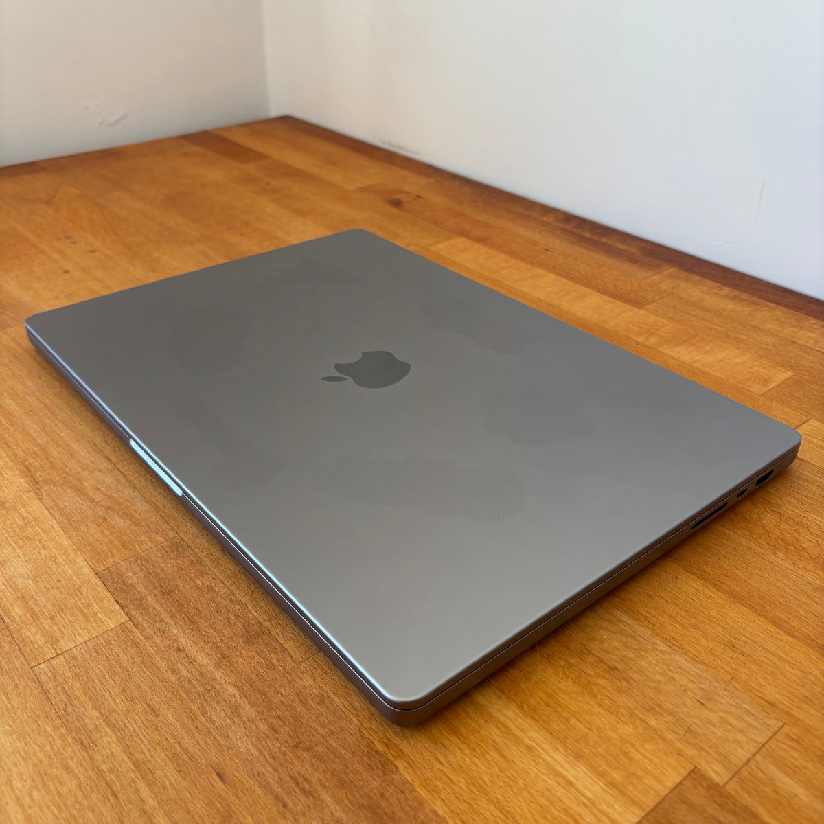 MacBook Pro 16” M1 32GB RAM 512GB SSD 89% Bateria